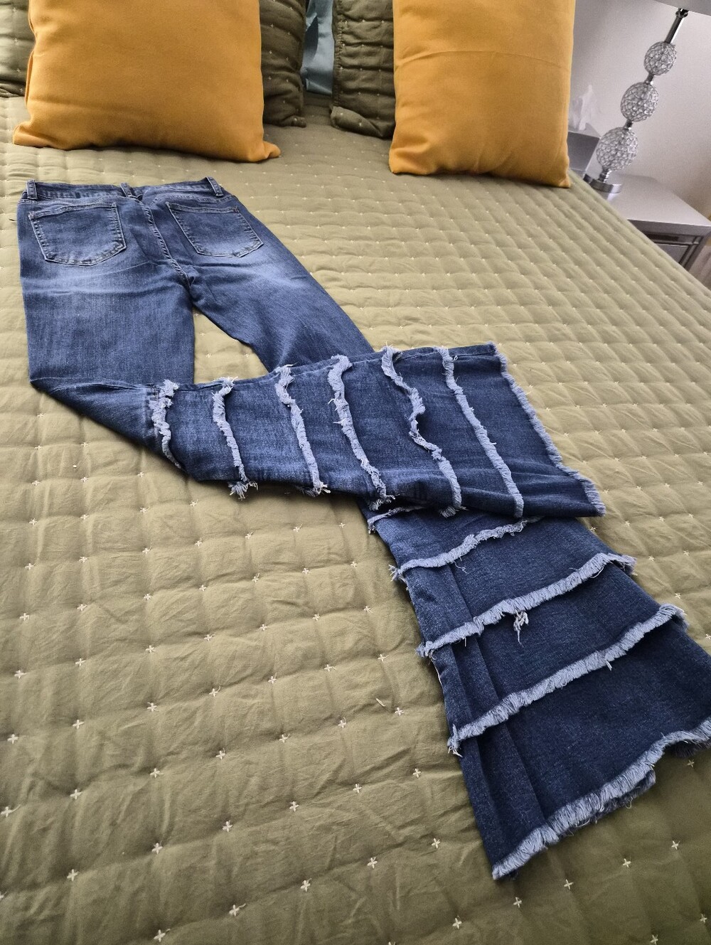 AKIRA STRETCH DENIM BELL-BOTTOM JEANS
